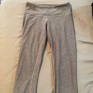 cropped lulu lemon leggings